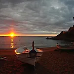 Lets Holidays Amazing Front Sea Views *