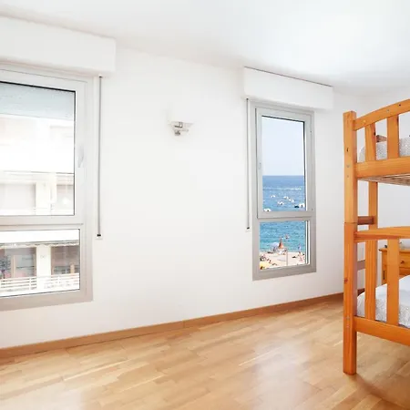 Lets Holidays Amazing Front Sea Views توسا ذي مار