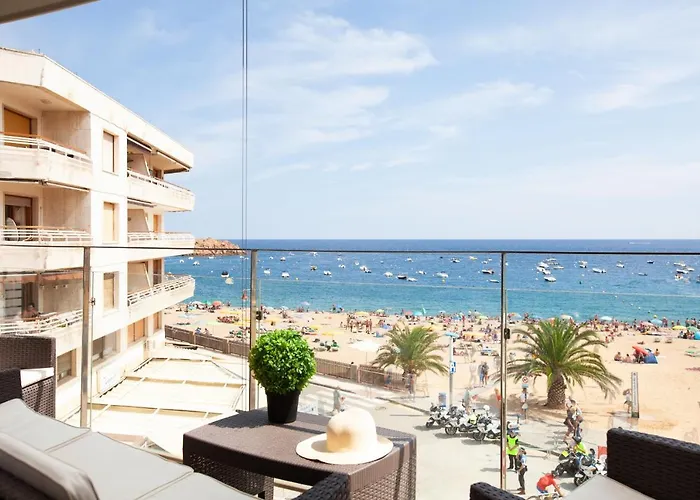 Lets Holidays Amazing Front Sea Views 公寓 *